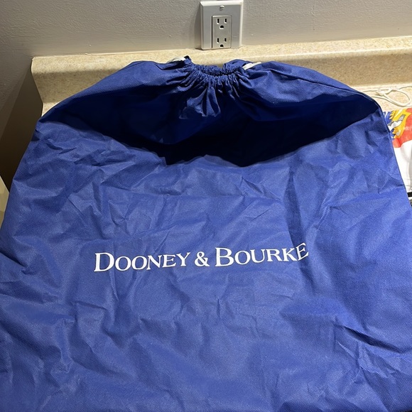 Dooney & Bourke Black Saffiano Shopper Purse! Brand new, never used! - Picture 6 of 6